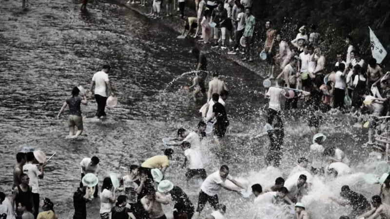 songkran festival in chiang mai