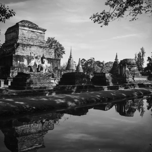 Buddha sits still at sukhothai historical park