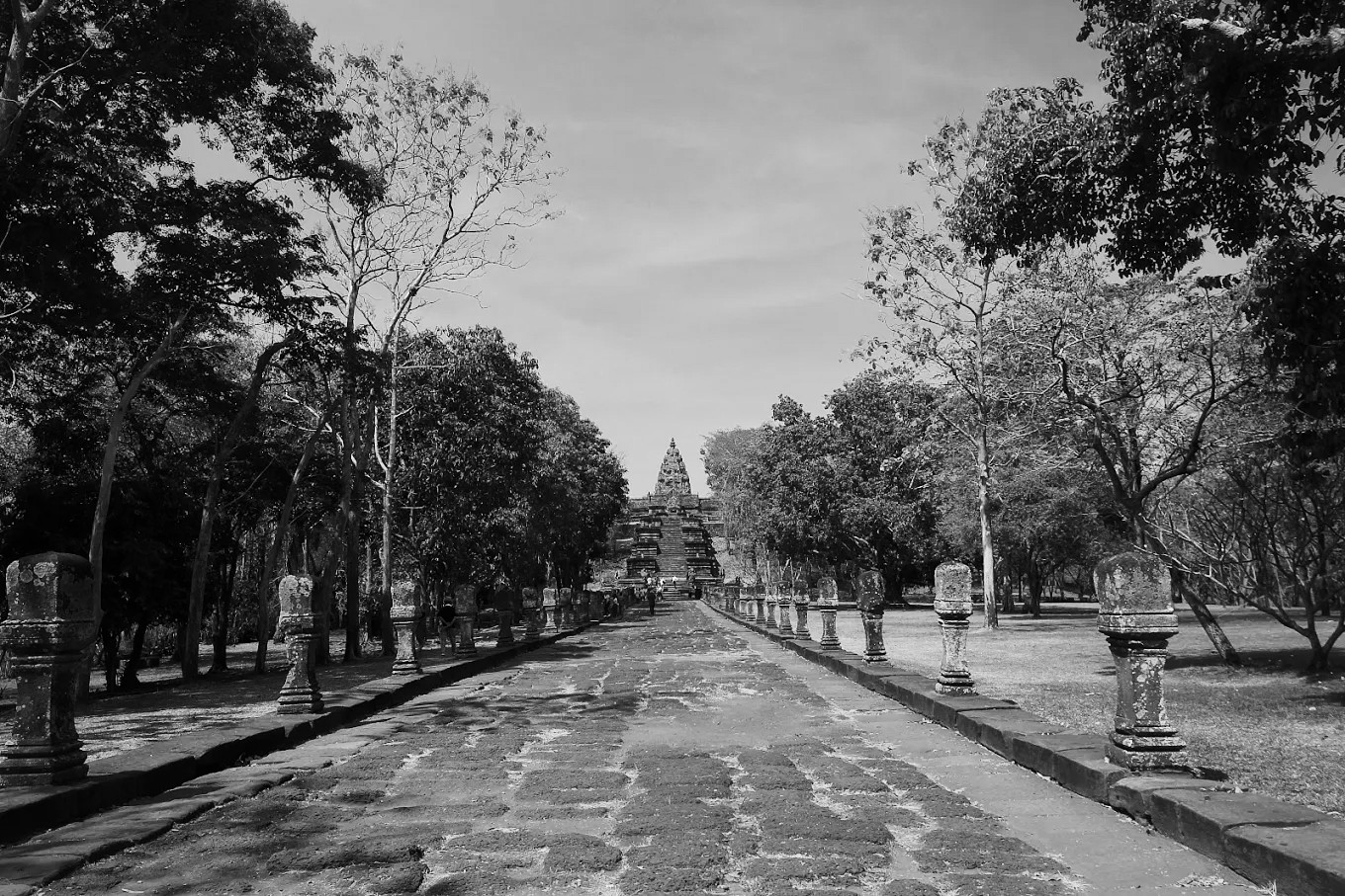 The approach to Phanom Rung