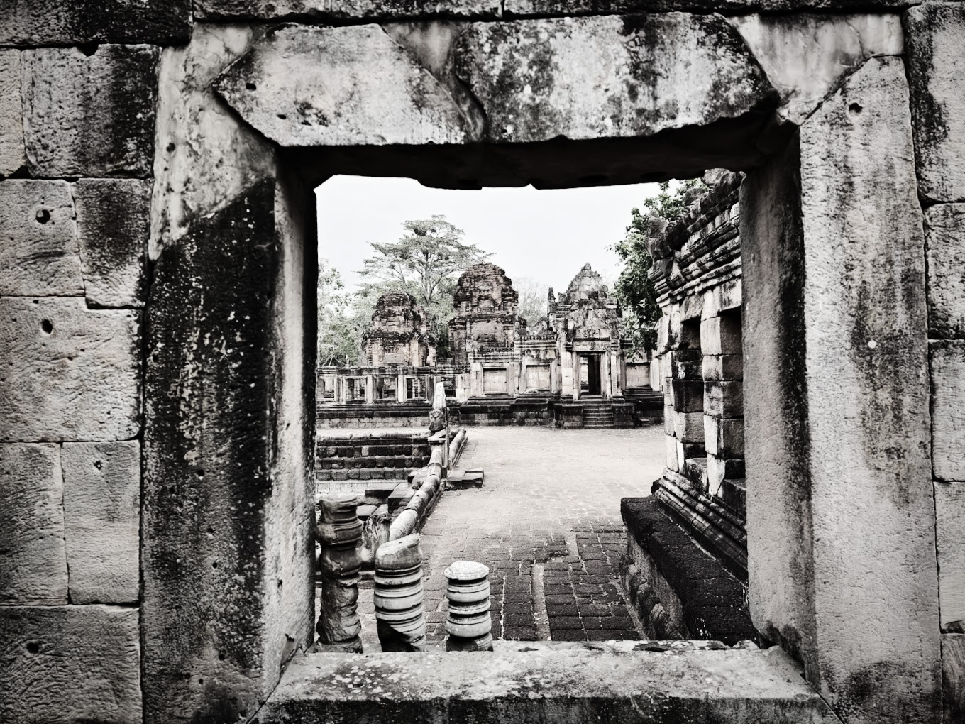 Prasat Muang Tam reflected in ancient ponds